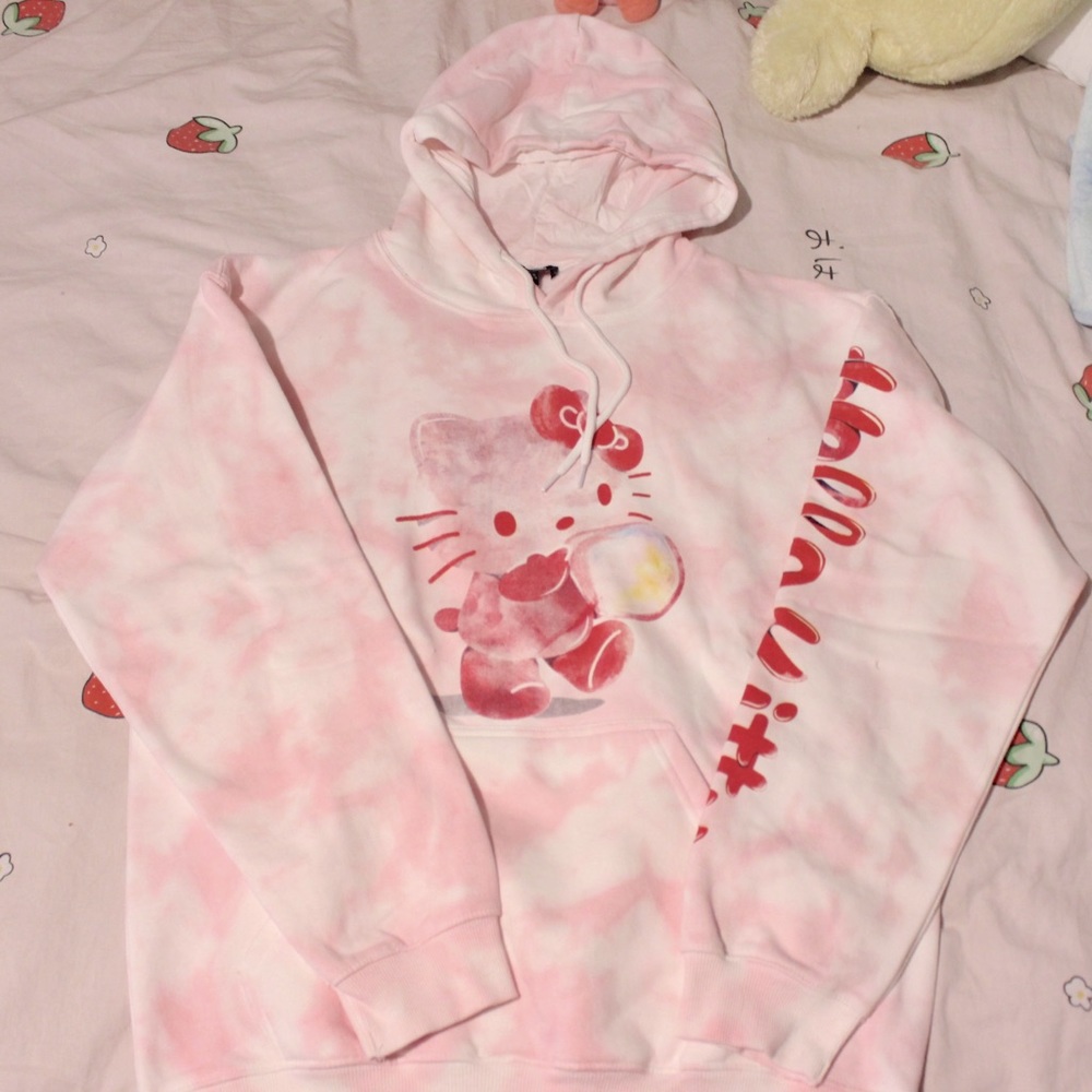 Hello Kitty bubble gum oversized hoodie